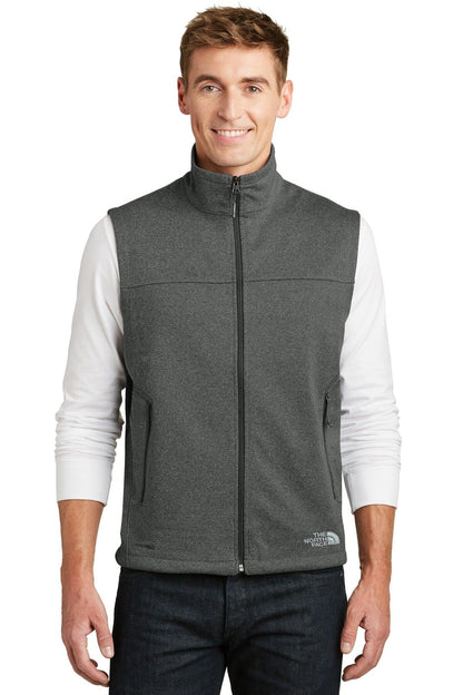 TNF  ®  Men’s Ridgewall Soft Shell Vest